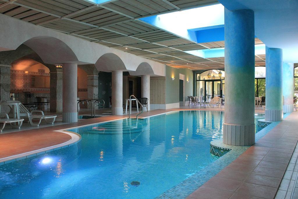 Aux Meubles Du Manoir Apart otel Aix-les-Bains Oda fotoğraf