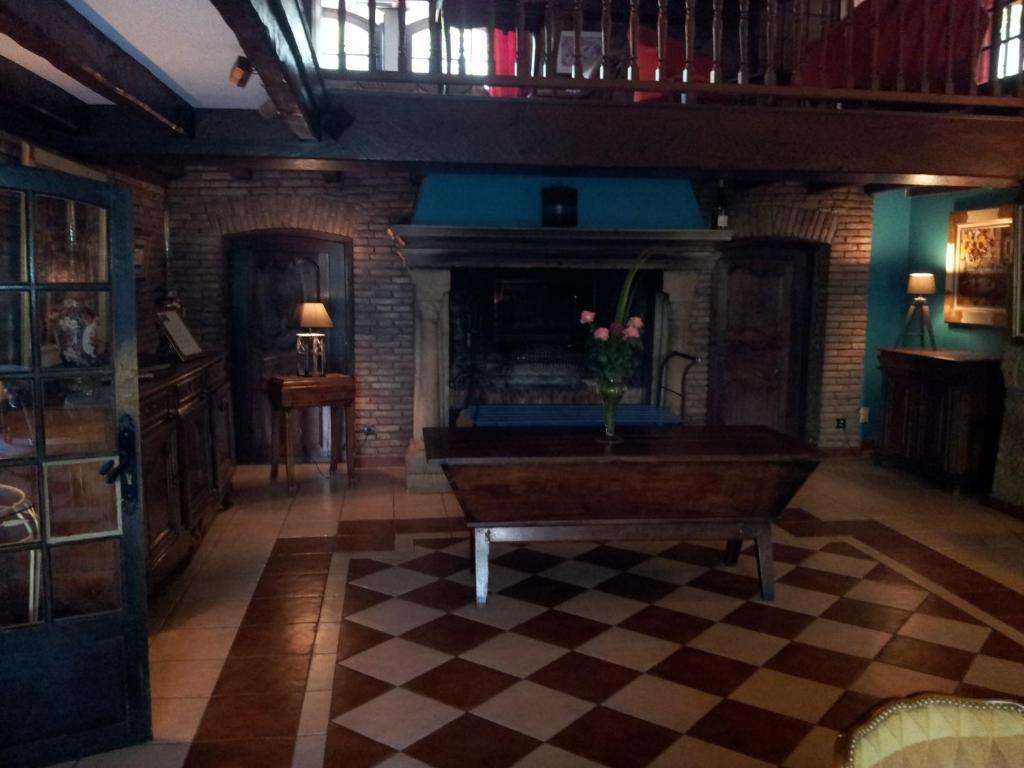 Aux Meubles Du Manoir Apart otel Aix-les-Bains Dış mekan fotoğraf