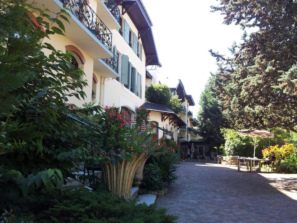 Aux Meubles Du Manoir Apart otel Aix-les-Bains Dış mekan fotoğraf