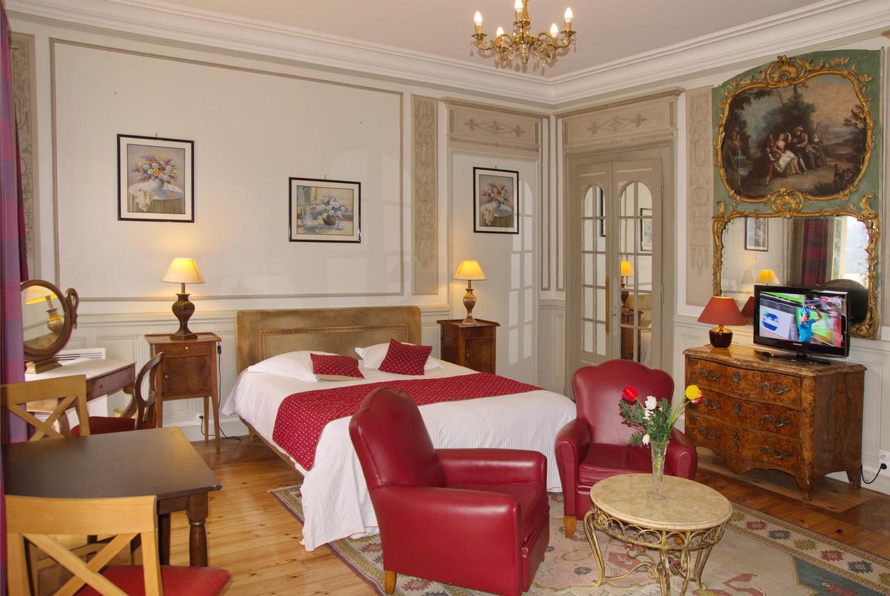 Aux Meubles Du Manoir Apart otel Aix-les-Bains Dış mekan fotoğraf