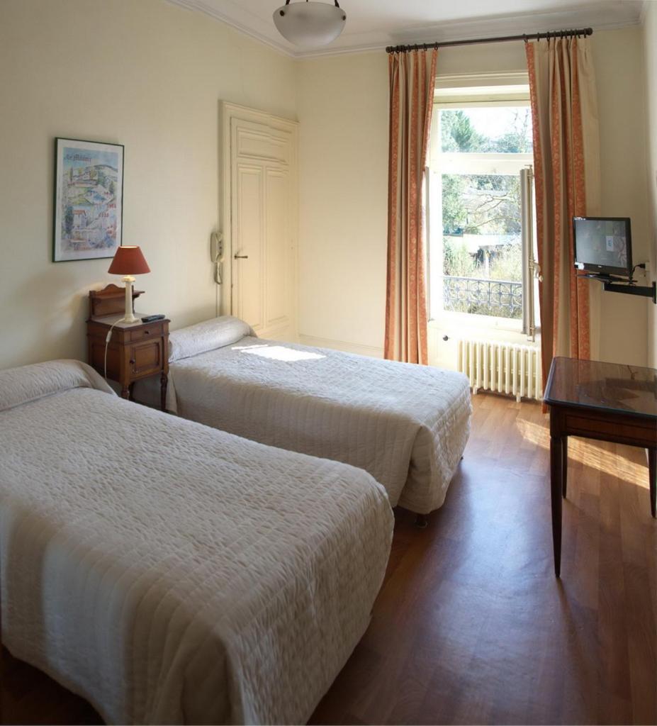 Aux Meubles Du Manoir Apart otel Aix-les-Bains Dış mekan fotoğraf